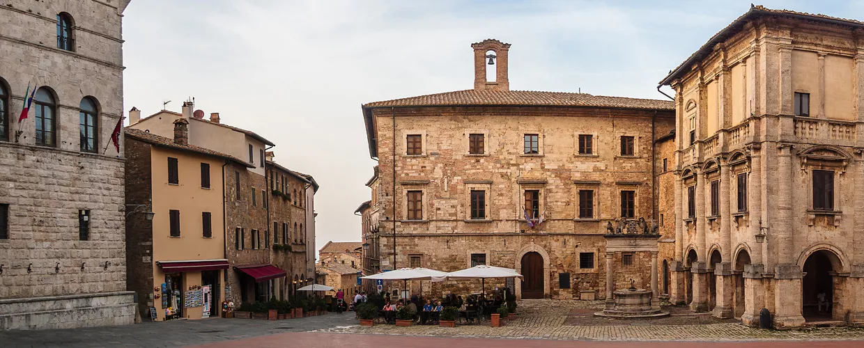 Una veduta di Piazza Grande, il cuore di Montepulciano