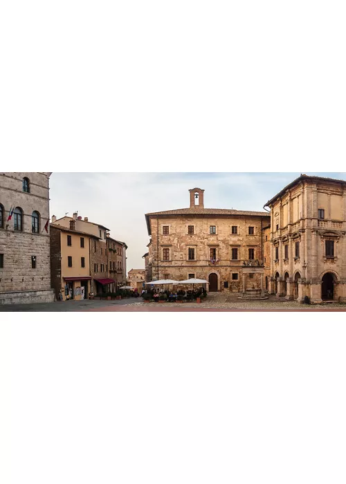 Una veduta di Piazza Grande, il cuore di Montepulciano