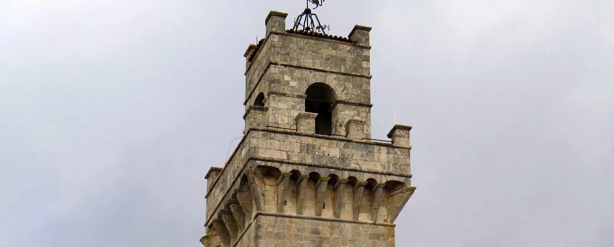 La torre del trecentesco Palazzo Comunale, in Piazza Grande a Montepulciano