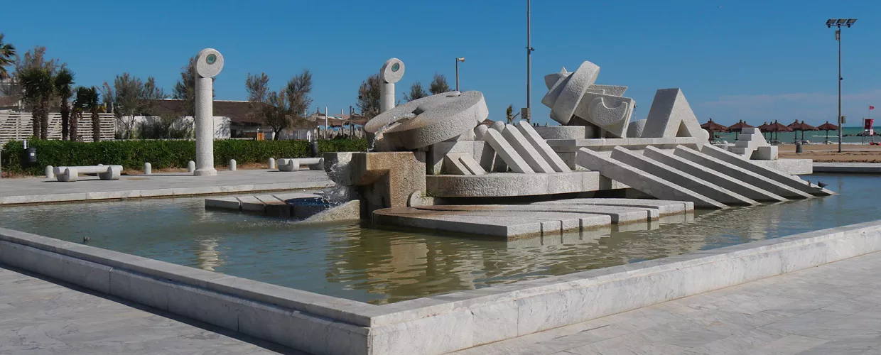 La Nave, la fontana di Cascella - Pescara