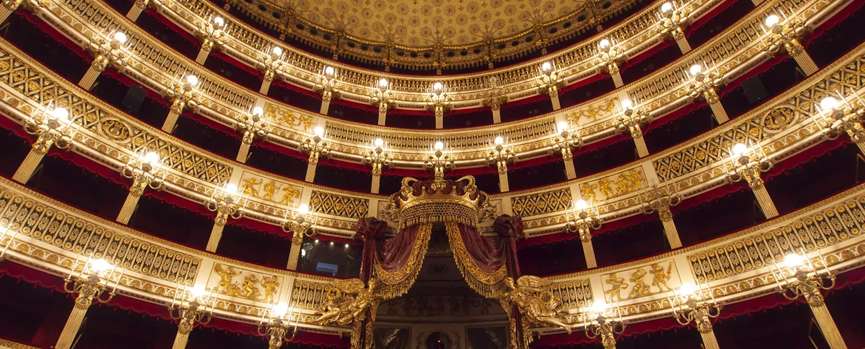 Teatro San Carlo (Opernhaus)