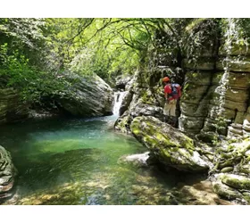 Escursione lungo il Rio Garrafo