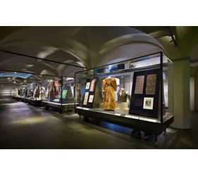 Due secoli di textile e fashion design