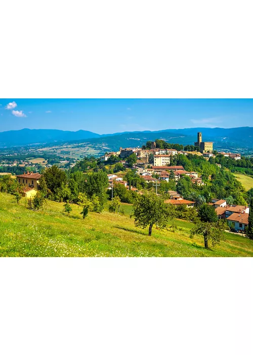 En remontant la vallée de l'Arno : le Casentino entre nature préservée, châteaux médiévaux et lieux spirituels