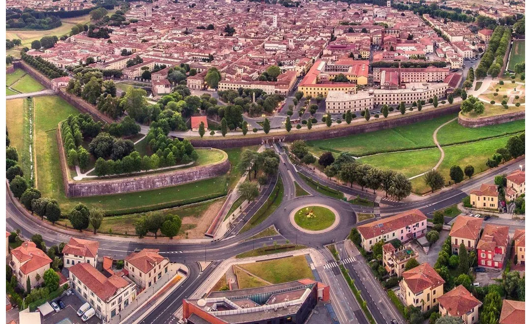 Panoramica di Lucca.