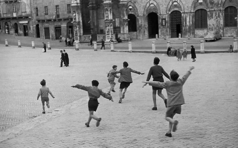 Henri Cartier-Bresson, Incoronazione di Giovanni XXIII, Città del Vaticano, 1958