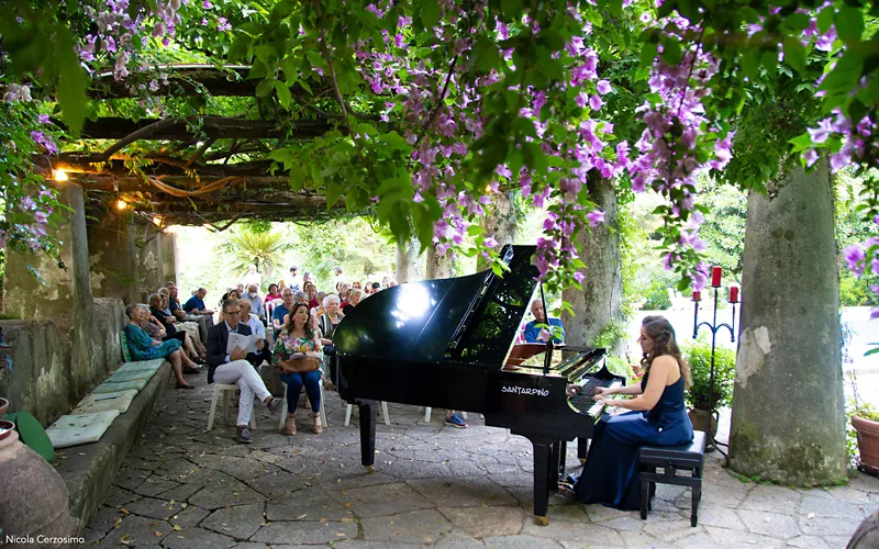 Anastasia Frolova a Villa d’Agostino Valsecchi (Cava de’ Tirreni, SA) durante un’edizione precedente di Musica con Vista