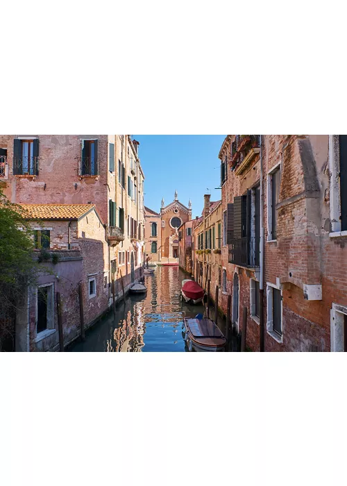 no scorcio di Cannaregio con la chiesa della Madonna dell’Orto vista da rio Ca’ Brazzo