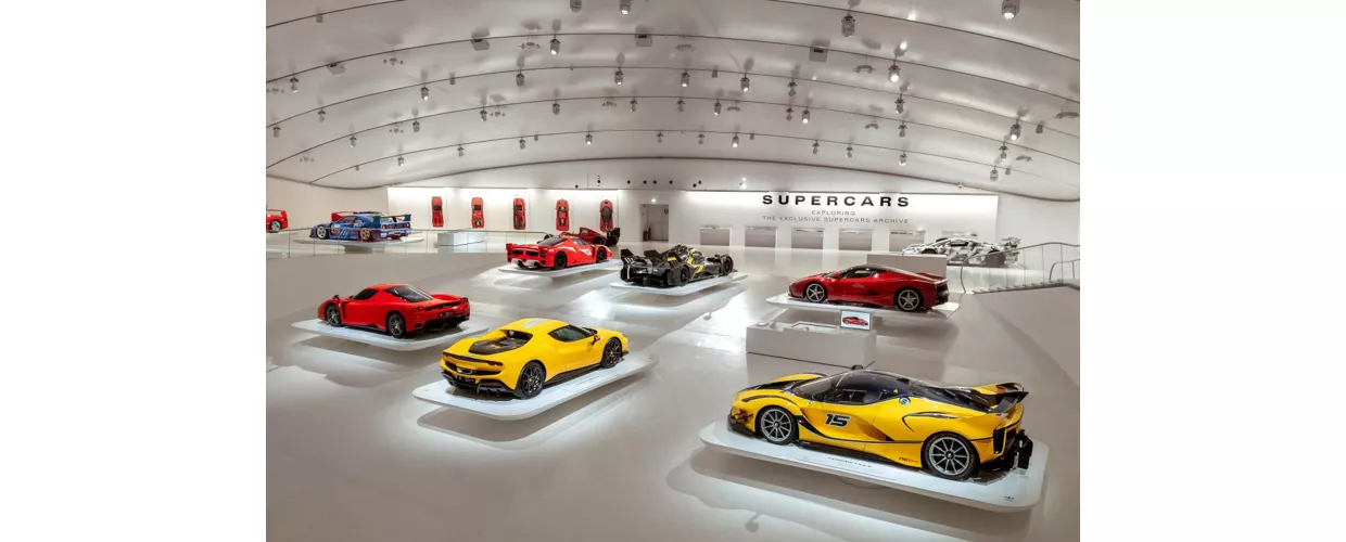 Modena, mostra Supercars
