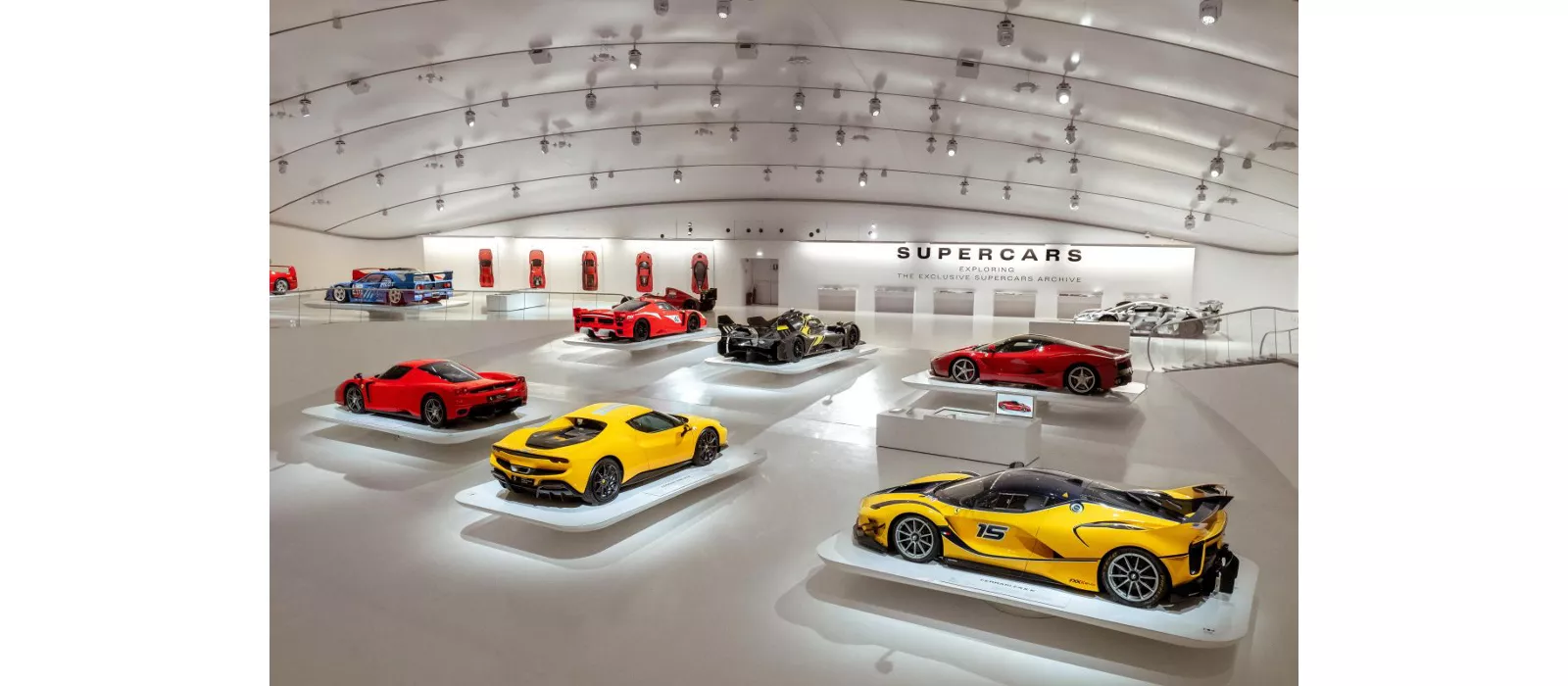 Modena, mostra Supercars
