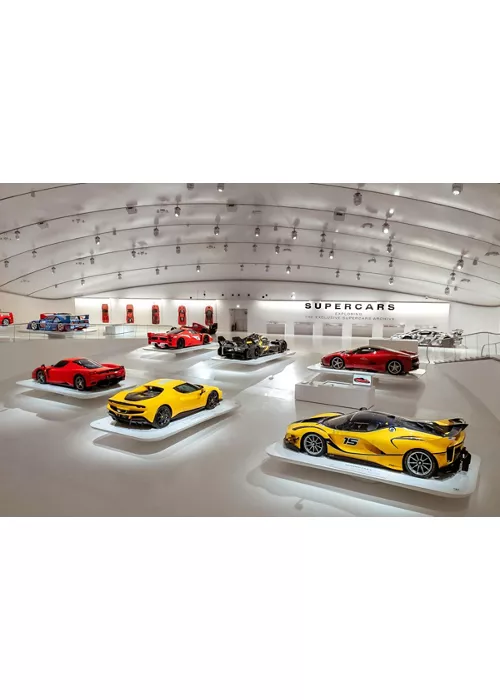 Modena, mostra Supercars