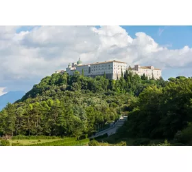 Montecassino abbey, italy, rebuilding after second world war