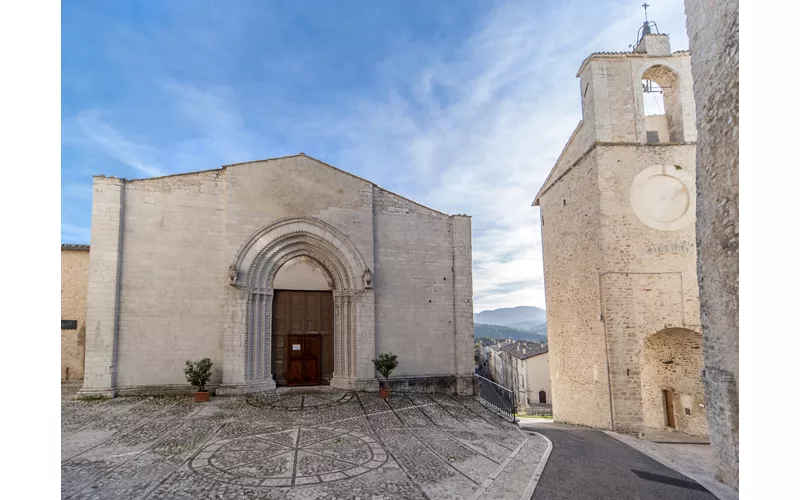 Monteleone di Spoleto: un borgo medievale tra le montagne