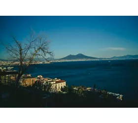 Napoli noir: il Tour del Giallo tra segreti e leggende urbane
