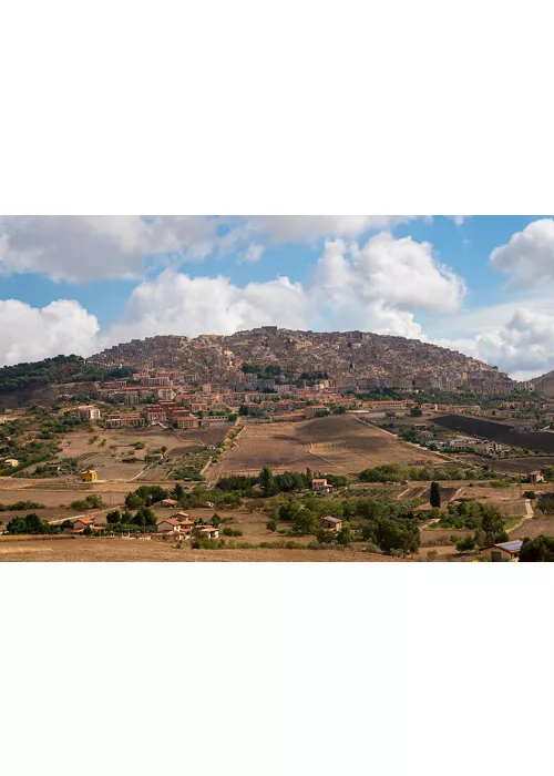 Veduta di Gangi dal basso