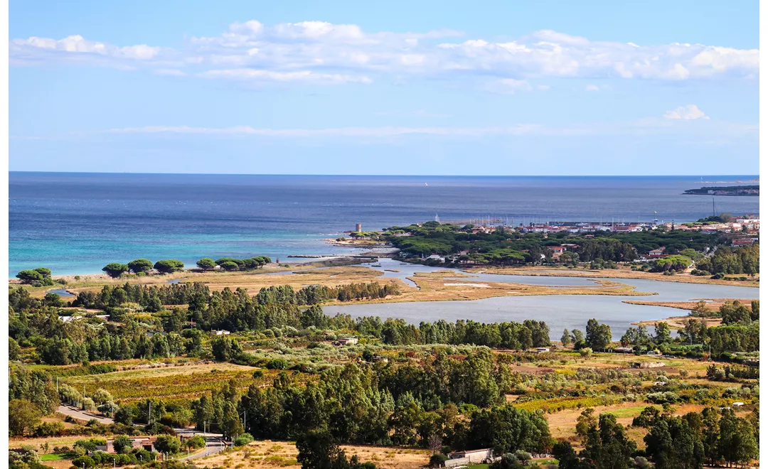 Posada, paesaggio con vista mare