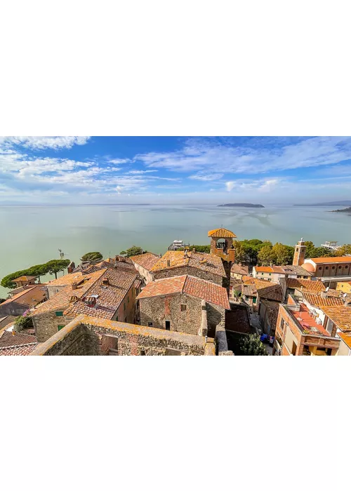 Passignano, veduta del lago Trasimeno da La Rocca