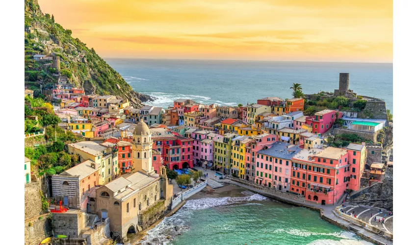 Cinque Terre & Portovenere: Day Trip from Milan + Boat Cruise