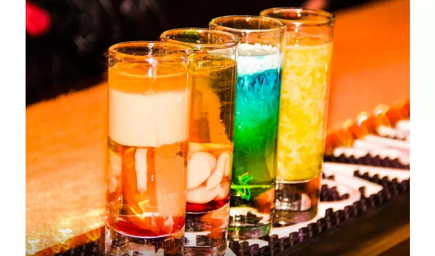 Milán: Visita guiada a un pub italiano