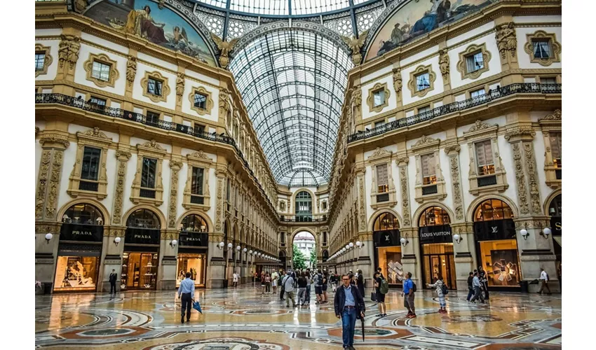 Duomo di Milano, Ultima Cena e Teatro alla Scala: Ingresso + Tour a piedi della città