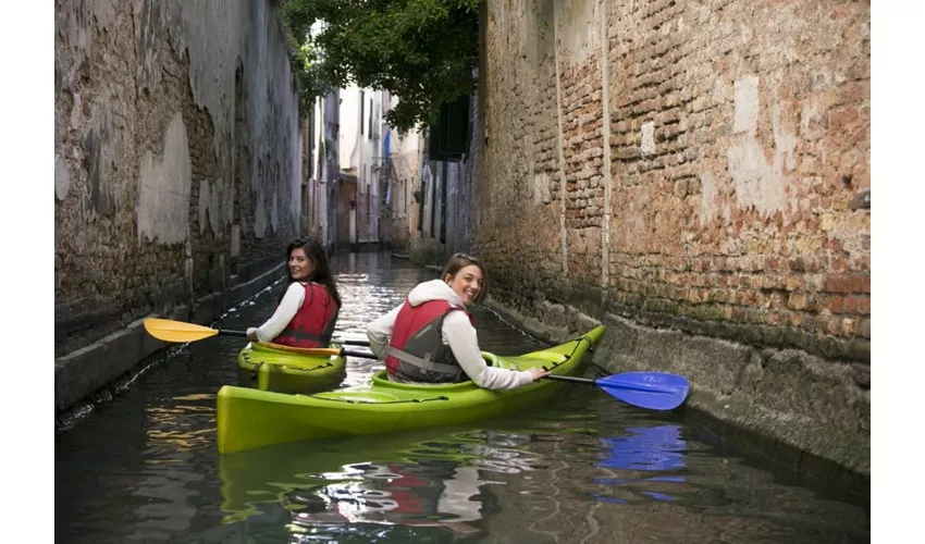 Venecia: Excursión guiada en kayak