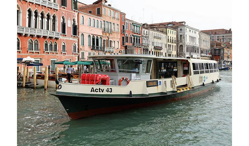 Pase Vaporetto: Tarjeta de transporte público de Venecia (ACTV)