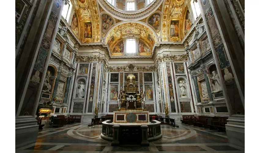 Basilica di Santa Maria Maggiore: tour guidato sotterraneo