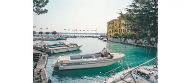 Sirmione: Visita a pie + Visita en barco