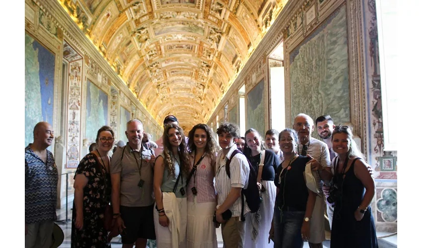 Vatican Museums & Sistine Chapel: Guided Tour