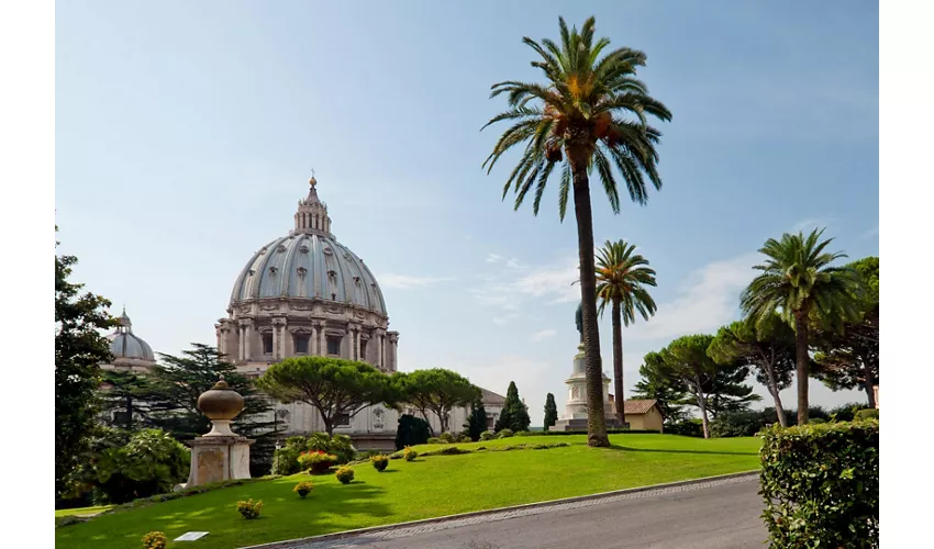Museos Vaticanos: Entrada rápida + Visita a los Jardines Vaticanos en minibús