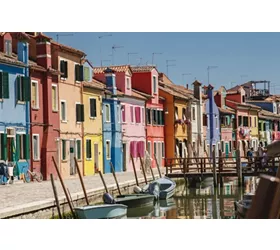 Murano & Burano: Boat Tour  + Glassblowing Demonstration