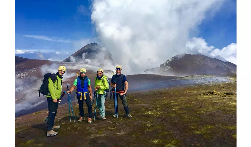 Excursión a la cima del Etna Norte en 4x4 + regreso a pie