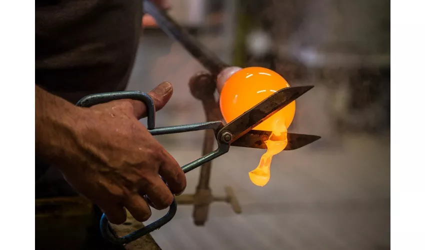 Venetian Glassblowing Demonstration in Piazza San Marco