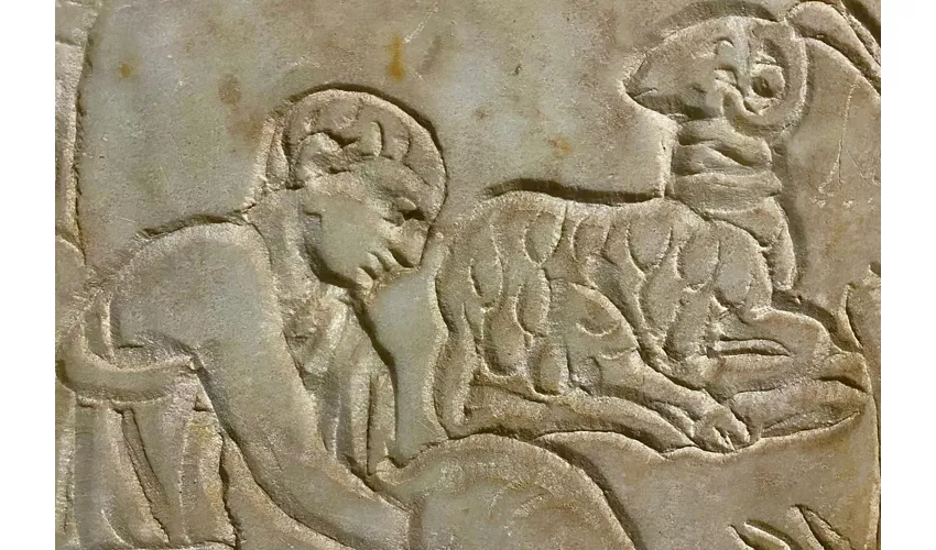 Roman Catacombs: Express Small-group Guided Tour with Transfer