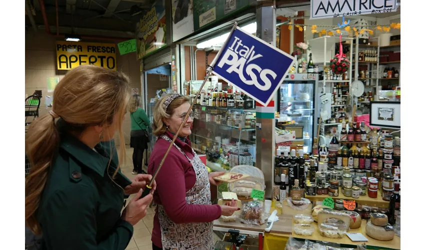 Roma: Tour gastronomico del quartiere Prati con degustazione di vino e gelato