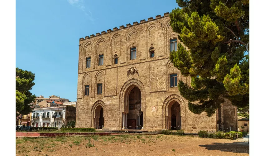 Castillo de Zisa: Entrada