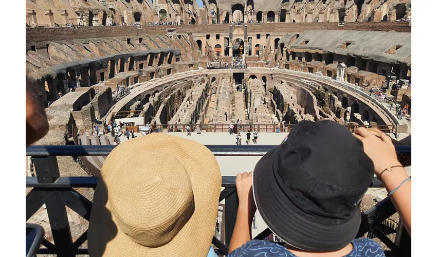 Coliseo + Tour guiado en grupo pequeño para familias