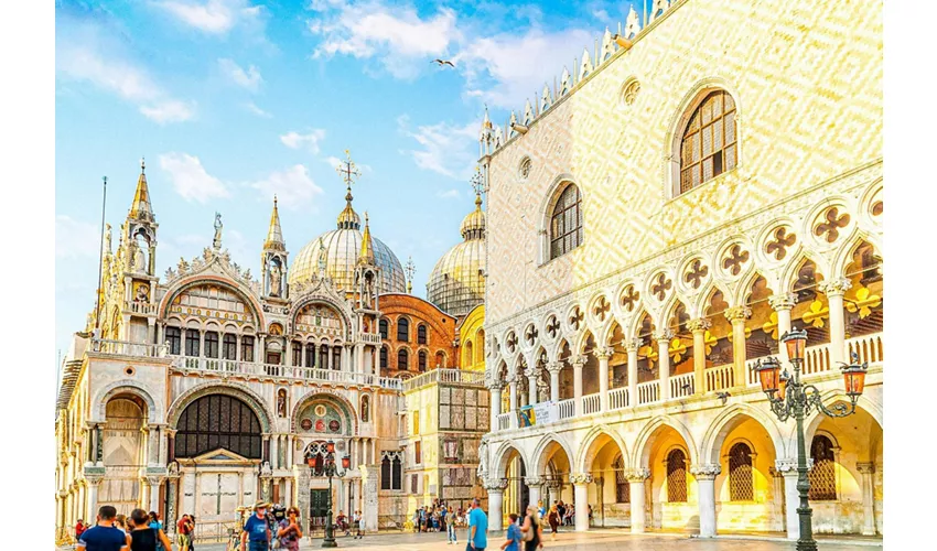 Doge’s Palace & St. Mark’s Basilica: Tour + Skip The Line With Basilica Terrace