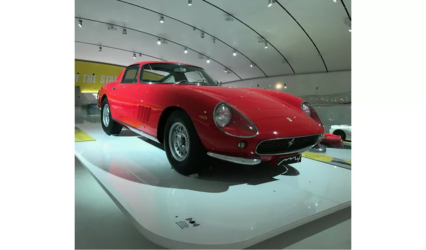 Museos Enzo Ferrari Módena: Billete de entrada