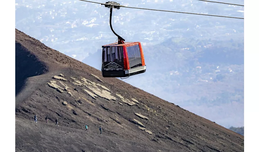 Monte Etna: Billete prioritario teleférico + Traslado en autobús 4x4