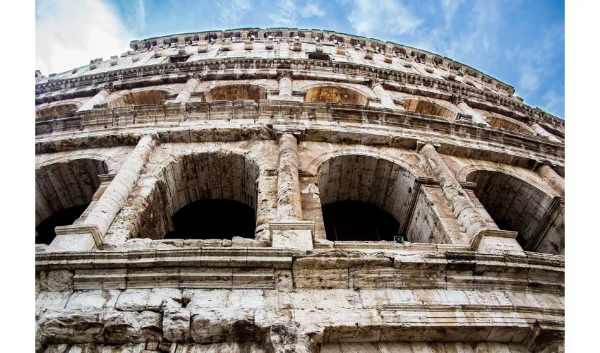 Coliseo, Foro Romano y monte Palatino + Tour guiado