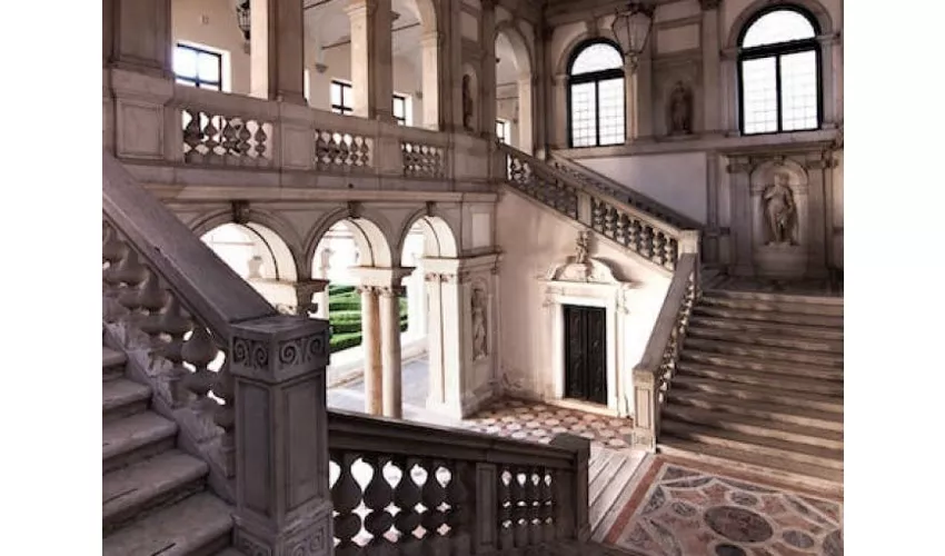 Fundación Cini, Laberinto de Borges y Capillas Vaticanas