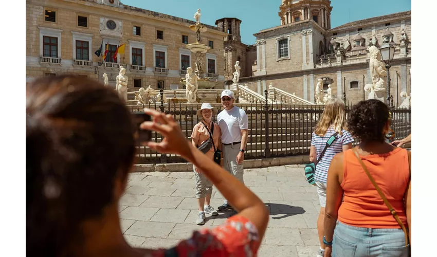 Palermo: Visita guiada a pie para grupos pequeños con el Palacio de los Normandos