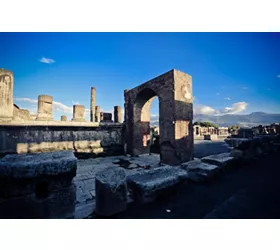 Pompei: Visita guidata + Pranzo + Gita di un giorno da Roma