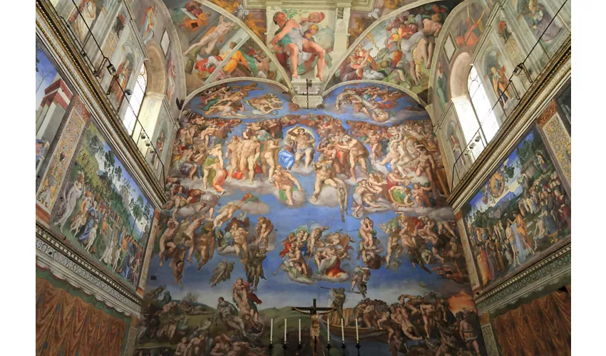 Musei Vaticani e Cappella Sistina: Biglietto Fast Track + Tour guidato