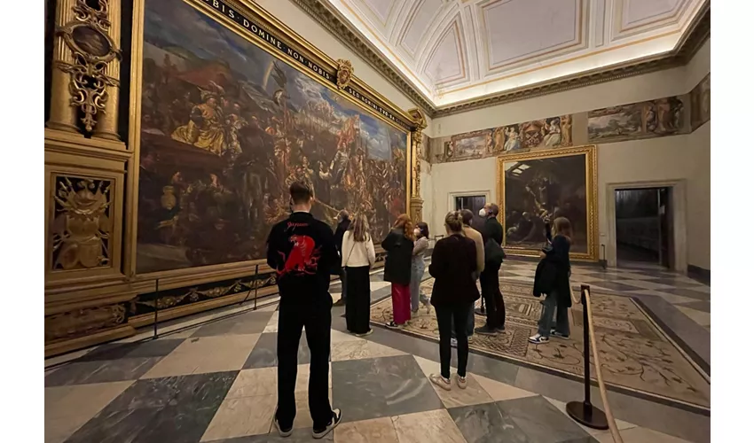 Vatican Museums & Sistine Chapel: Small Group Guided Tour
