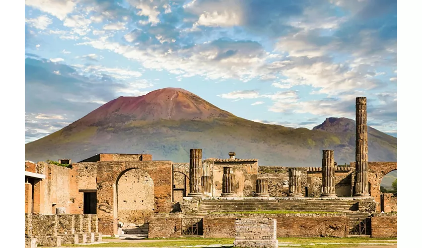 Amalfi Coast & Pompeii: Day Tour from Rome + Limoncello Tasting