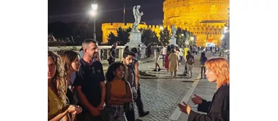 Roma: Tour guidato per piccoli gruppi di fantasmi e omicidi