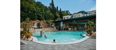 Roseo Euroterme Wellness Resort: Masaje de 25 minutos, Aperitivo + 2 horas de acceso a la piscina