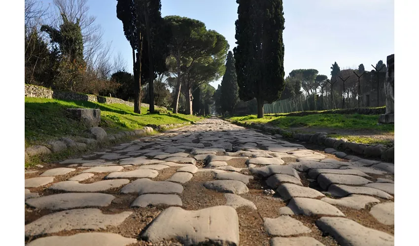 Via Appia: Tour guidato in golf cart condiviso